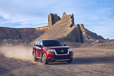 The 2022 Nissan Pathfinder: A Soft-Roader Embraces Its Roots